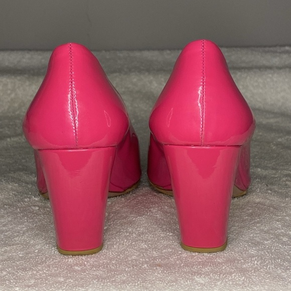 Prada Pink Enamel Peep-Toe Heels in Patent Leather (EU 37 / US 7) - Picture 4 of 7